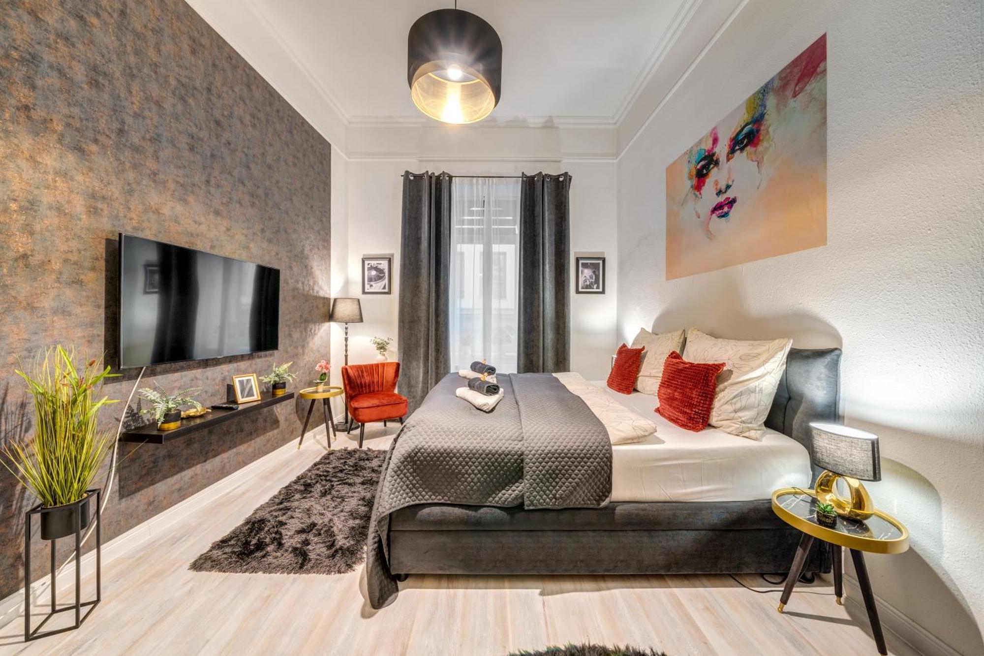 Sweet Dreams At Opera House Downtown Apartment Budapest Exterior photo
